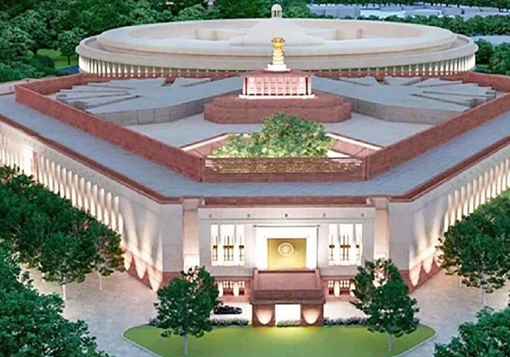 नए संसद भवन सेंट्रल विस्टा में संस्कृत भाषा में लिखे जाएंगे राजनेताओं के नाम और पदनाम