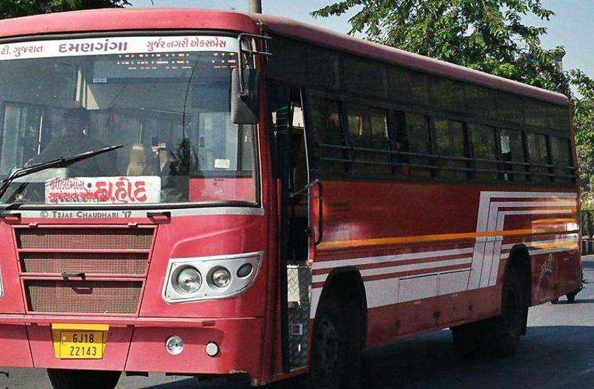 बीएस-6 उत्सर्जन मानदंड के वाहन चलाने वाला गुजरात देश का पहला राज्य