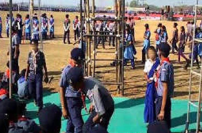 स्काउट के नाम पर अभिभावकों के पास से स्कूल ने जेब भरने का ढूंढा अनोखा तरीका !