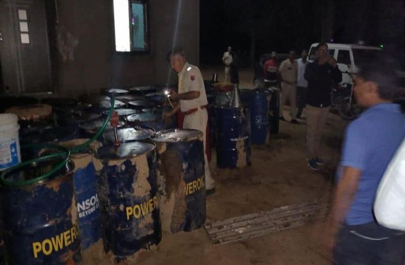 गांव गेडाप में 9240 लीटर अवैध बायो डीजल पकड़ा, एक गिरफ्तार