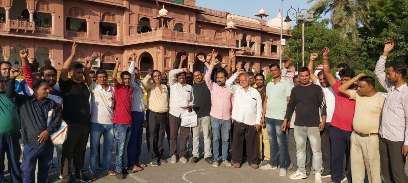 400 से अधिक दुकानदार पटाखें बेचने को तैयार