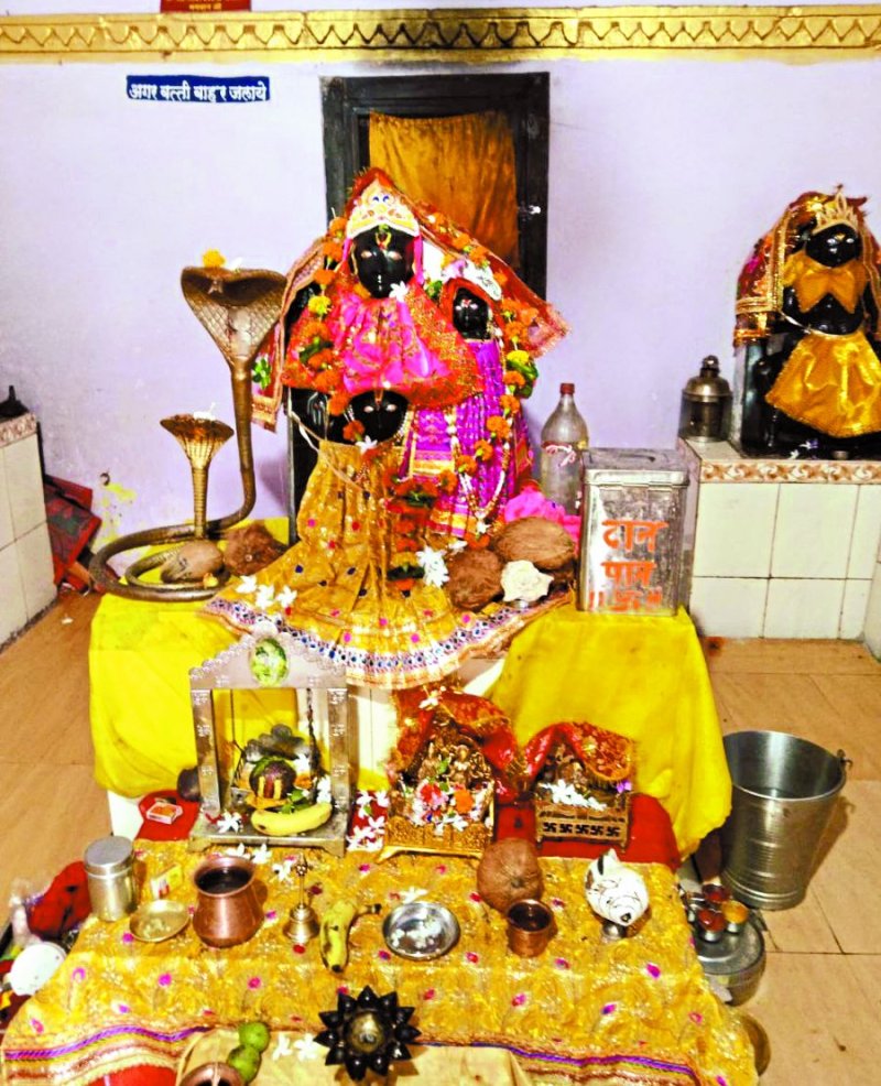 गोपालपुर मंदिर में मैया लक्ष्मी के साथ भगवान नारायण के पूजन से पूरी होती है मनोकामना