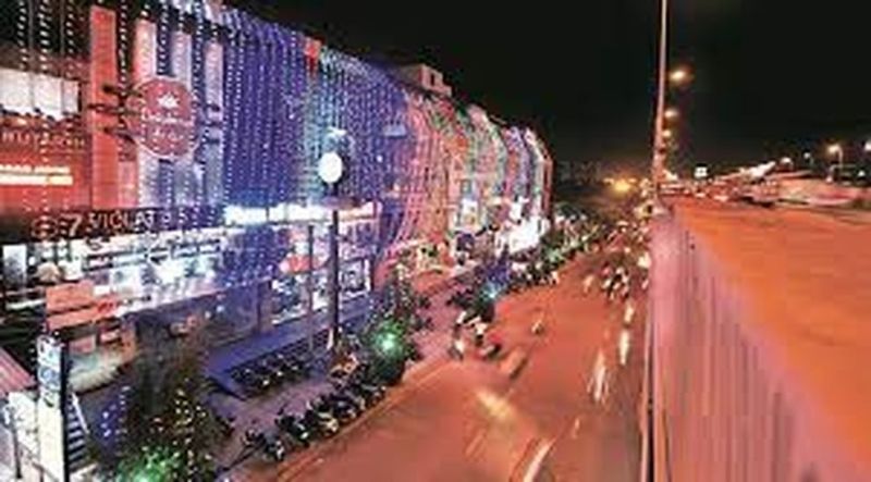 SURAT NEWS: बाजार में बरसेगा धन-धान्य, धनतेरस आज