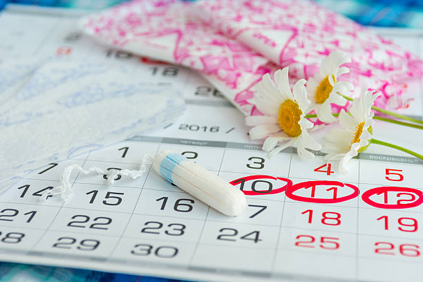 How to Regulate Periods: आइए जानते हैं पीरियड्स को नियमित करने के घरेलू और प्राकृतिक उपाय