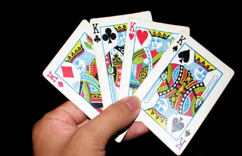 play_cards_.jpg