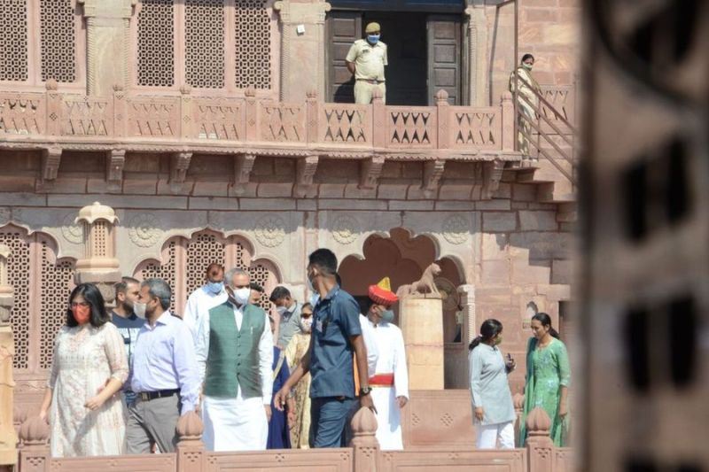 महर्षि दयानंद की विचारधारा आज भी प्रासंगिक : राज्यपाल आचार्य देवव्रत