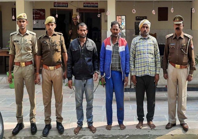 पुलिस हिरासत में आरोपी