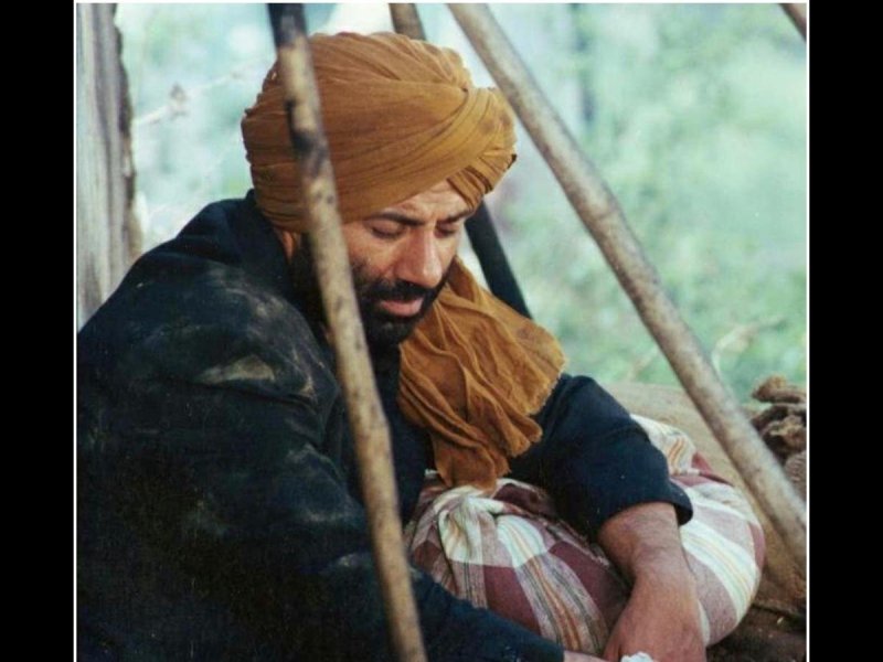 why pakistan govt banned sunny deol entry