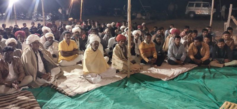 रामेश्वर महादेव मंदिर पर देर रात बही भजनों की सरिता