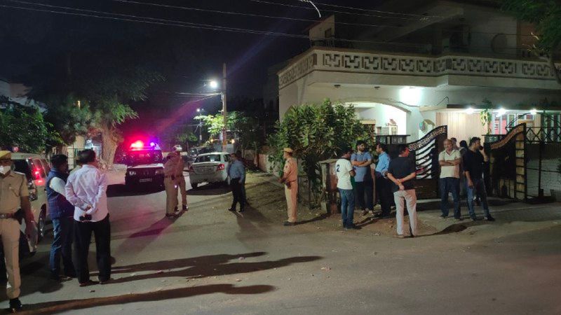 लुटेरों को पकडऩे के लिए पुलिस ने पूरी ताकत झोंकी