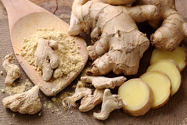 Ginger Side Effects: क्या आपको पता है जरुरत से ज्यादा अदरक का सेवन करना आपके लिए हानिकारक हो सकता है
