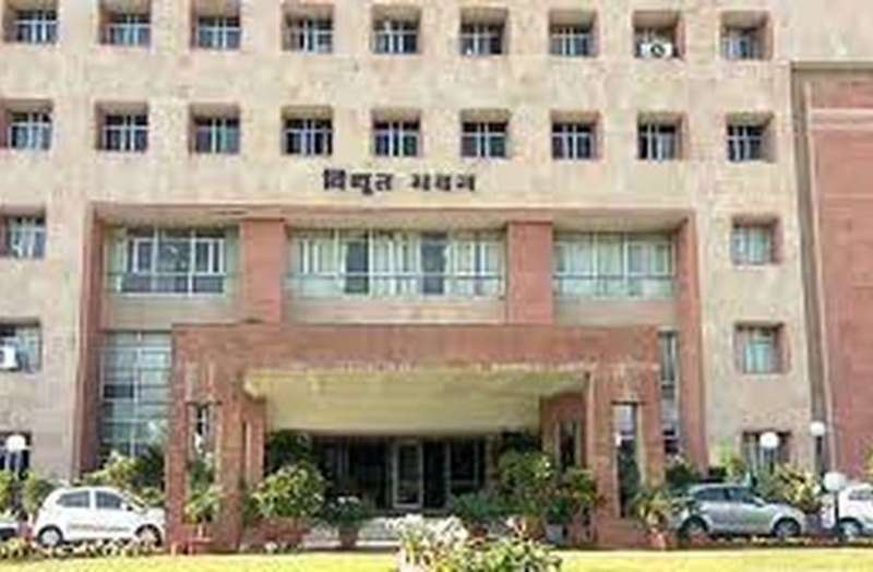 निकाय रहे फिसड्डी, डिस्कॉम्स ने निपटा दिए 89 फीसदी काम