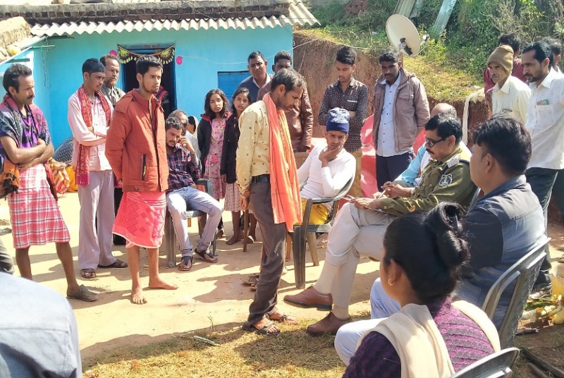 10th girl student commits suicide