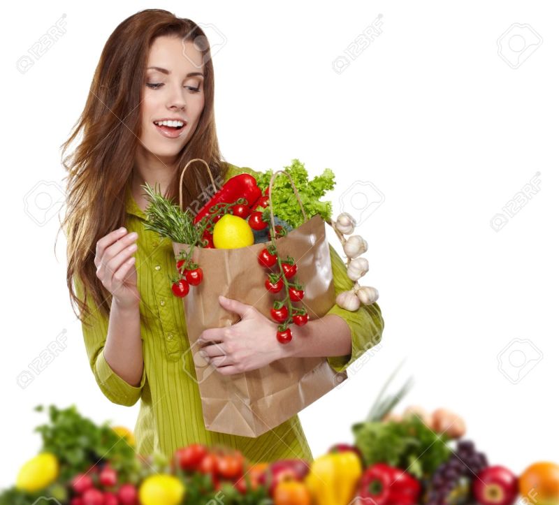 रंगत निखारने के लिए खाएं ये लाल रंग के फल और सब्जियां