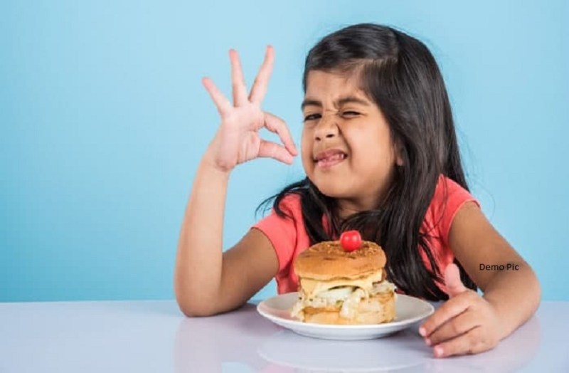 जंक फूड और सॉफ्ट ड्रिंक्स कुंद कर रहे बच्चों का दिमाग