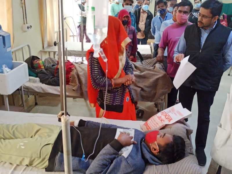 कलक्टर ने किया एमसीएच औचक निरीक्षण