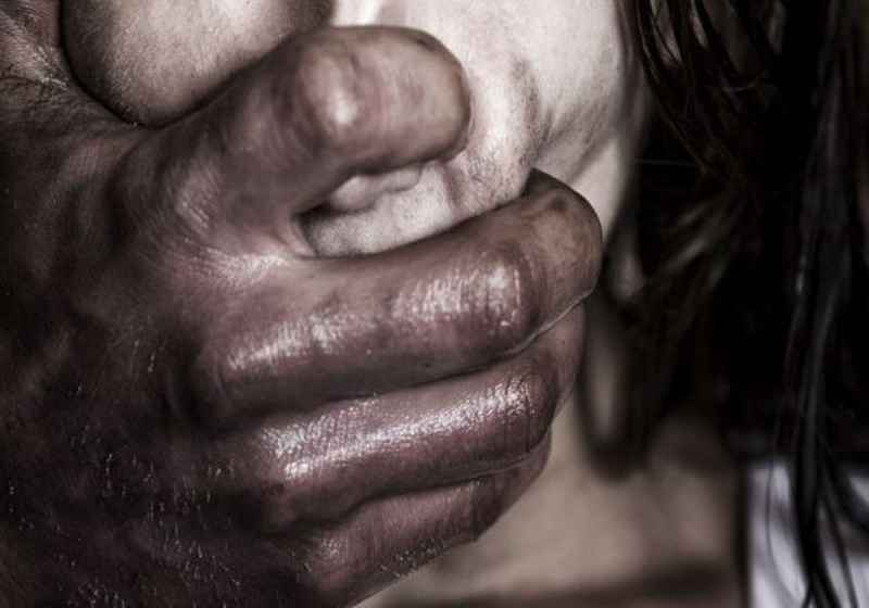 मथुरा में युवती से चलती कार में गैंगरेप, एफआईआर दर्ज