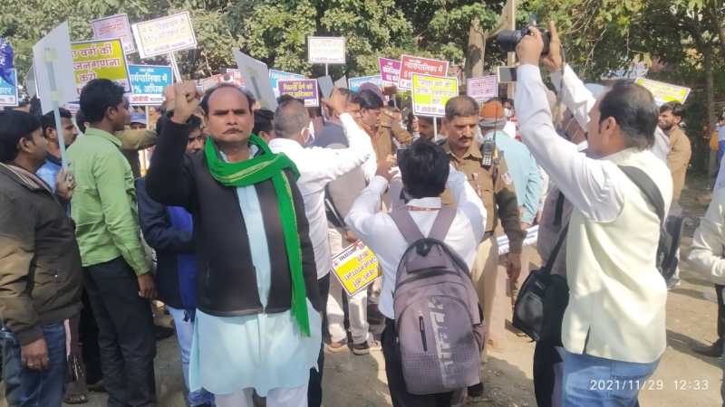 हुंकार रैली में सिवनी के कार्यकर्ताओं ने जबलपुर में दी गिरफ्तारी, लाठीचार्ज में हुए चोटिल