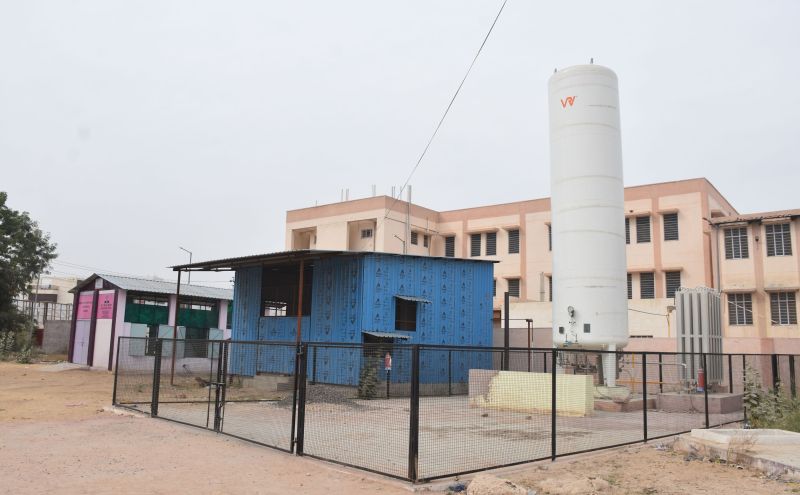 बारह नए ऑक्सीजन प्लांटों में से आठ ही बने, जरूरत नहीं होने से छह पड़े है बंद