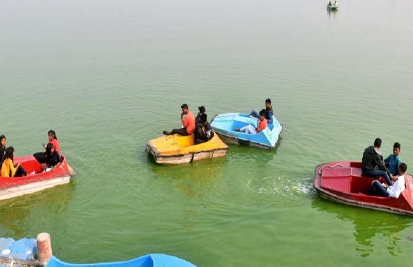 राजिम त्रिवेणी संगम में नौका विहार चलाने से पर्यटन को मिलेगा बढ़ावा