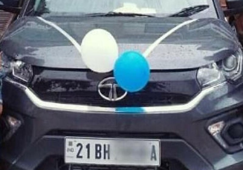 लखनऊ में बीएस सीरीज में पहली गाड़ी का हुआ रजिस्ट्रेशन, बिना झंझट घूमे पूरा इंडिया