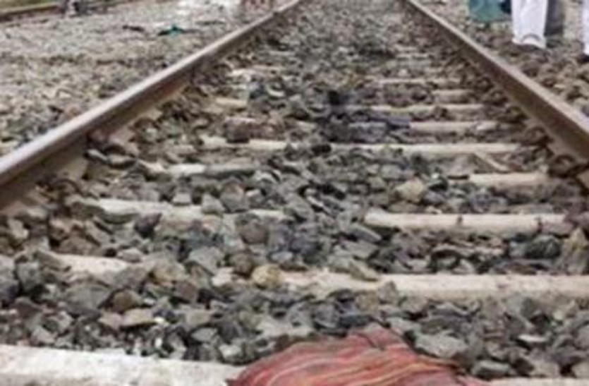 Salesman body found on railway track in kota