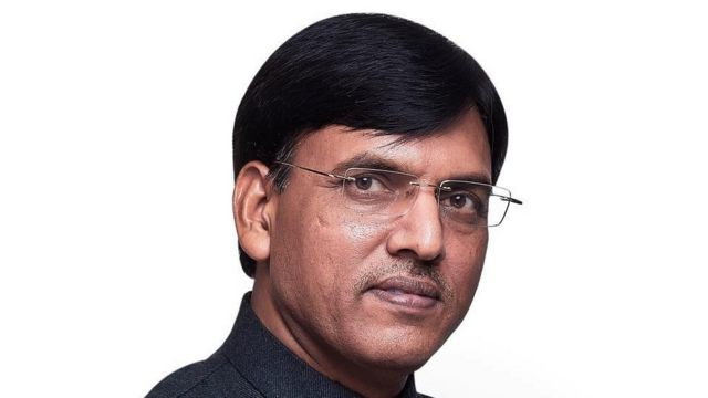 omicron mansukh mandaviya told about children vaccination,booster dose