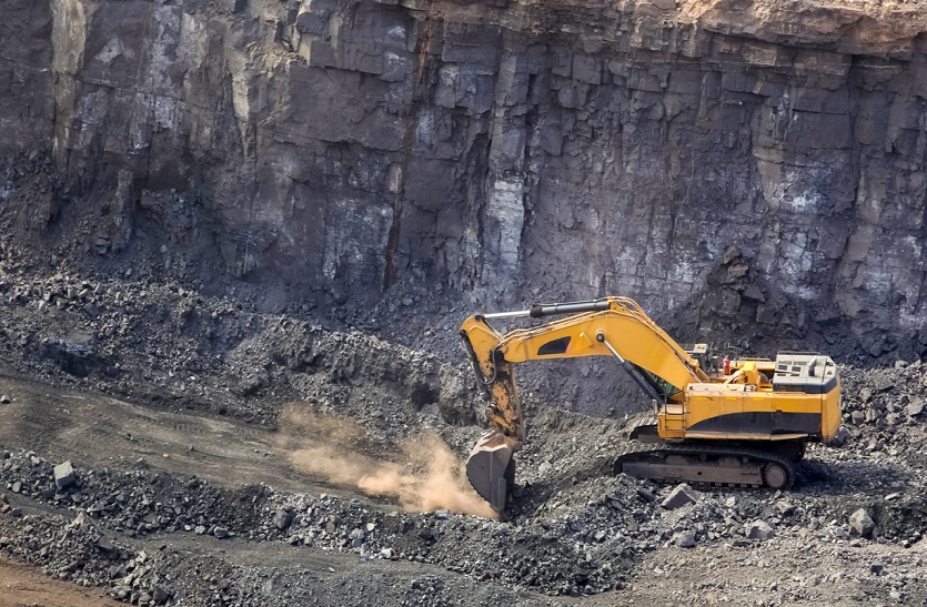 illegal mining: अवैध खनन गतिविधियों में माइंस विभाग की बड़ी कार्यवाही
