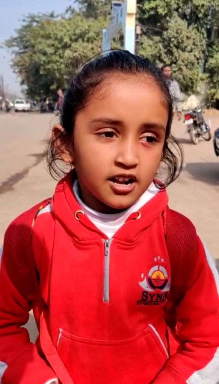 Girl gave message of traffic rules