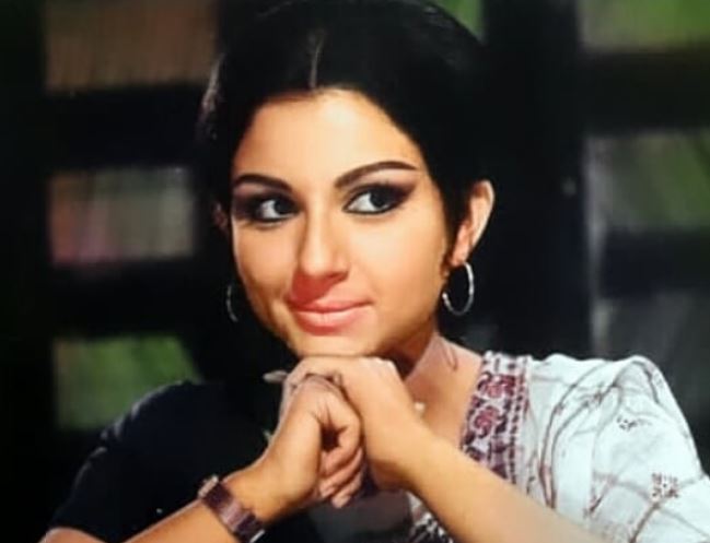 When Sharmila Tagore scared when she saw Shashi Kapoor in front