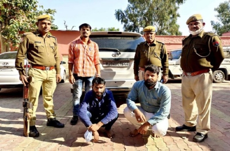 सोलर बेट्रियां चुराने वाले दो बदमाश गिरफ्तार