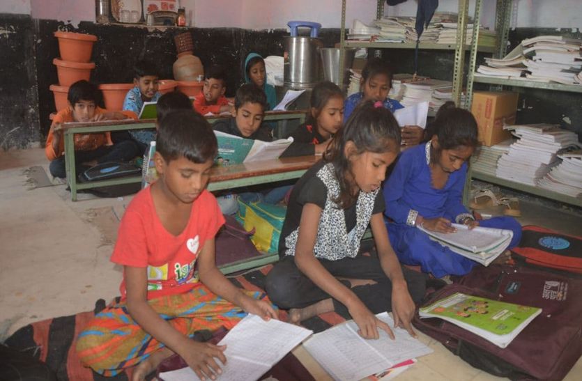 बड़ा बदलाव: कालबेलिया समाज की बेटियों का शिक्षा से बढ़ा लगाव