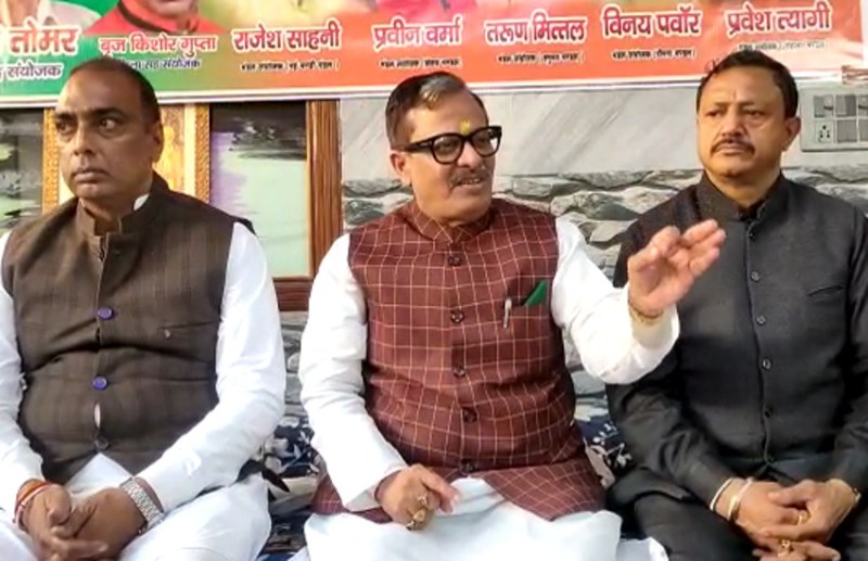 up-elections-2022-bjp-leader-vineet-aggarwal-tells-sp-ravana-sena.jpg