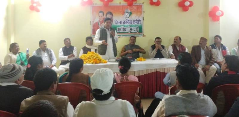 Workers should vigorously raise the problems of the public