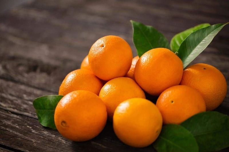 Health Benefits Of Orange: सर्दियों के मौसम में इम्युनिटी को बढ़ाने के साथ वजन को भी कम करता है संतरा,जानिए और फायदे