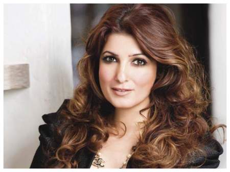 When Twinkle Khanna reached film set to slap Priyanka Chopra