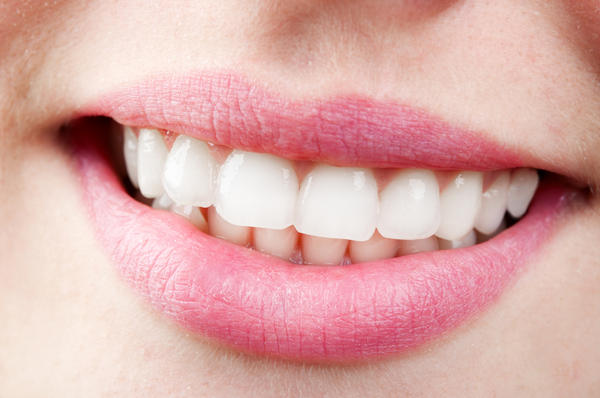 Home Remedies For Strong Teeth: अगर आप भी अपने दांतों को हमेशा मजबूत रखना चाहते हैं तो अपनाएं ये घरेलू उपाय