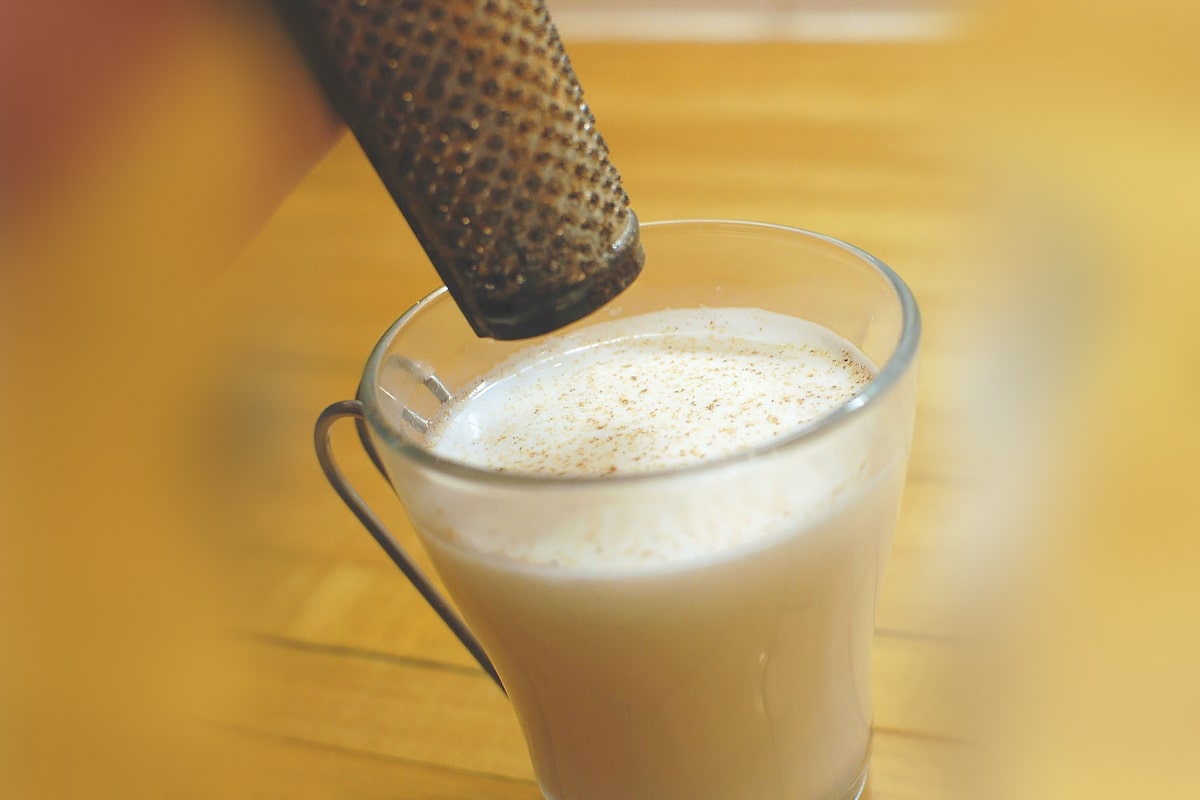 jayphal_milk.jpg