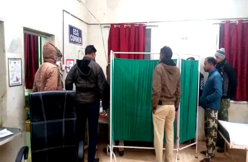 चुनाव ड्यूटी में तैनात नगर सैनिक की मौत, अचानक तबीयत बिगडऩे से जमीन पर गिरे, अस्पताल में उपचार से पहले थमी सांसें
