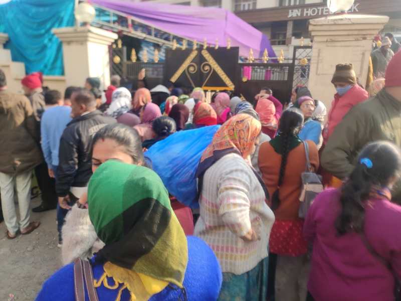 SURAT NEWS: कटरा में फंस गए सूरत के 1680 यात्री