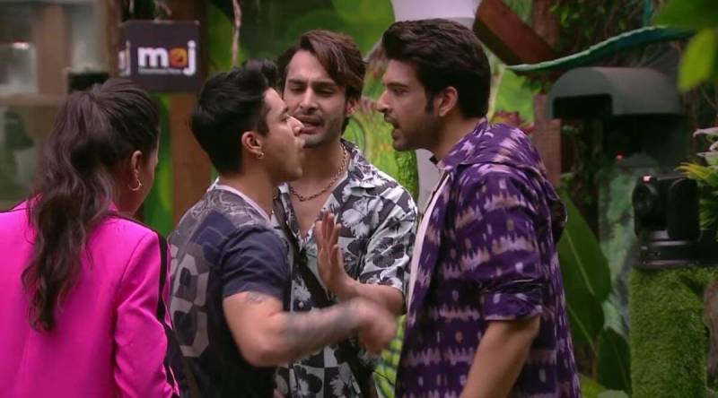 देखिए Bigg Boss 15 की अब तक की 5 सबसे बड़ी फाइट्स