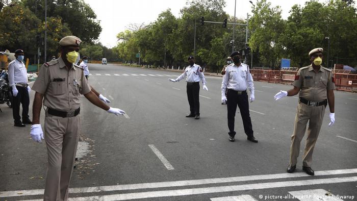 Delhi Government Recovered 1.5 Crore In 2 days for Covid Protocols Violetion Amids Omicron threats 