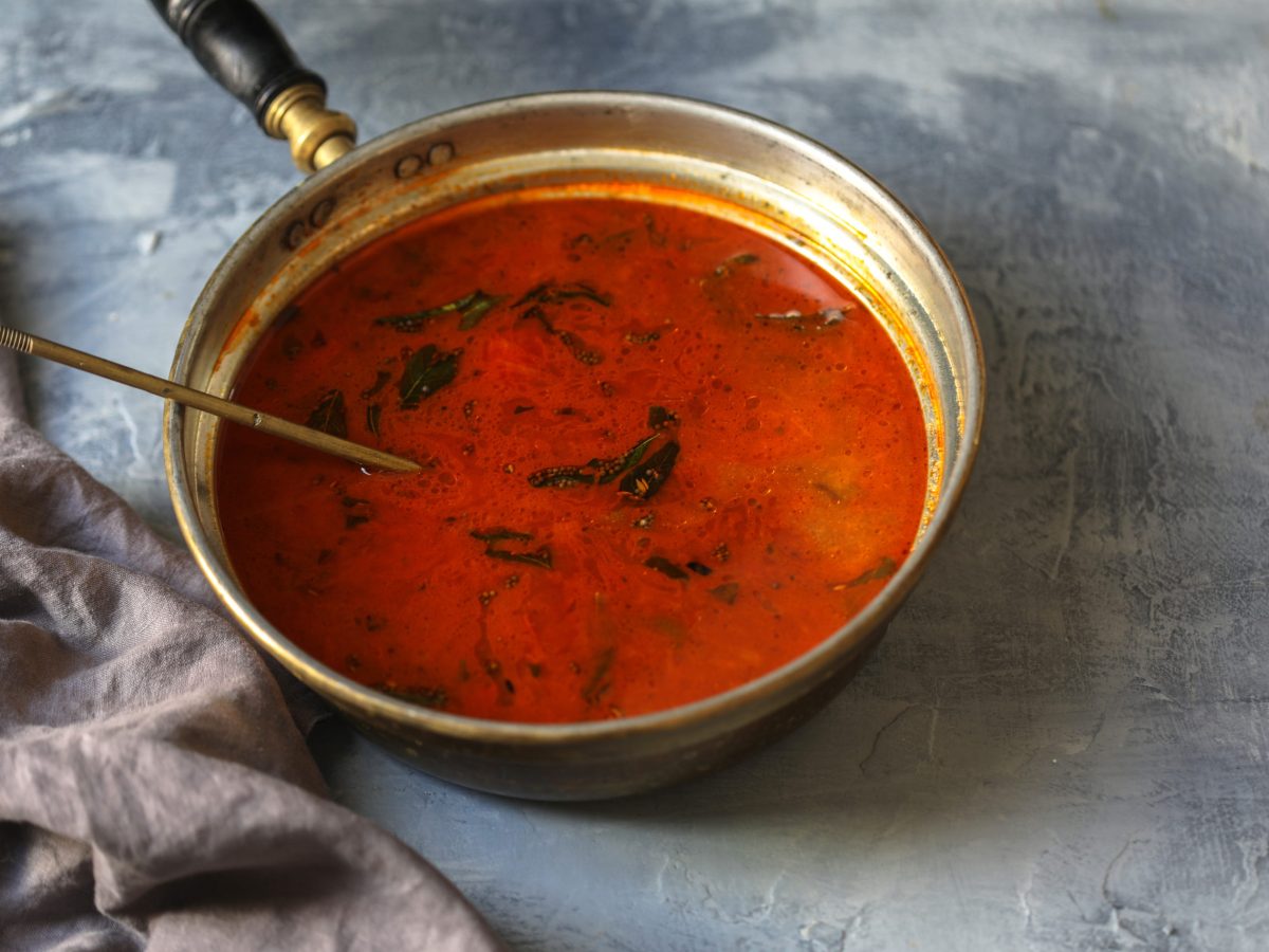 साम्भर केवल खाने में स्वादिष्ट नहीं होते , बल्कि इसमें अनेको स्वास्थ्य लाभ भी छुपे है