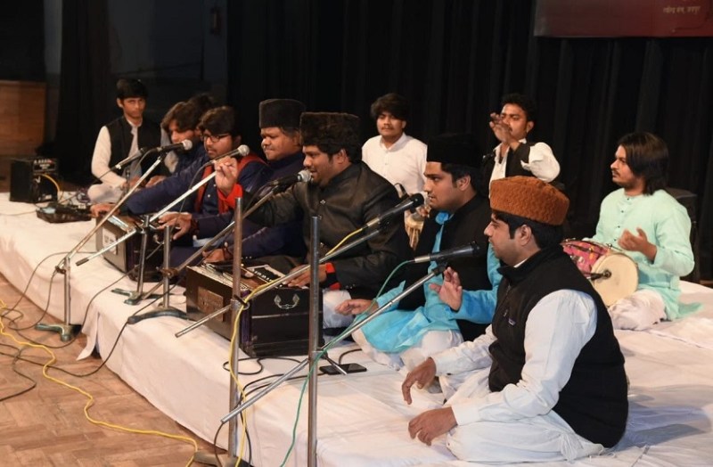 जिंदा रहने के लिए एक मुलाकात जरूरी....