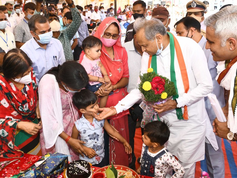 नम्बोला बिश्वां में बोले गहलोत - मेरी बोहनी अच्छी हो गई