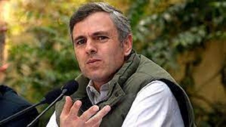 jammu kashmir police parked truck on omar abdullah home