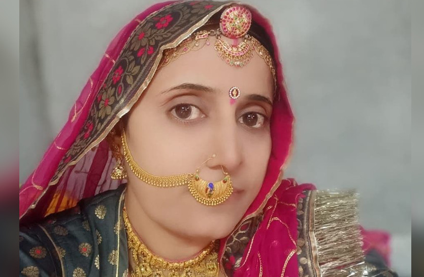 age of 40 Shravani passed 12th in barmer