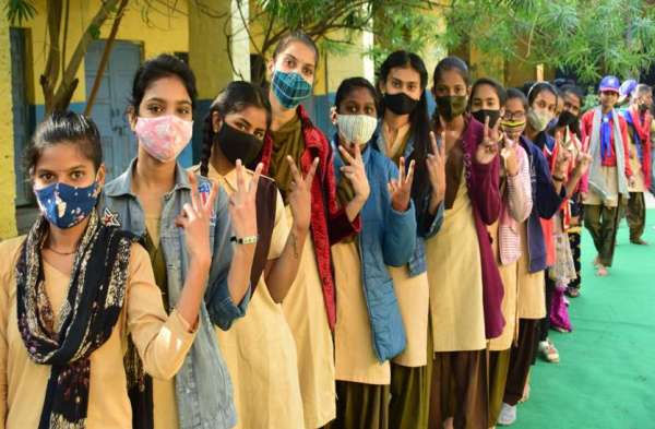 बच्चों को सुरक्षा का मंगल टीका