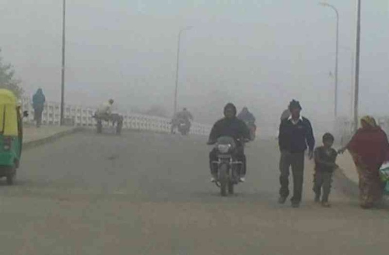 Weather News : किसानों की मेहनत पर फिरा पानी