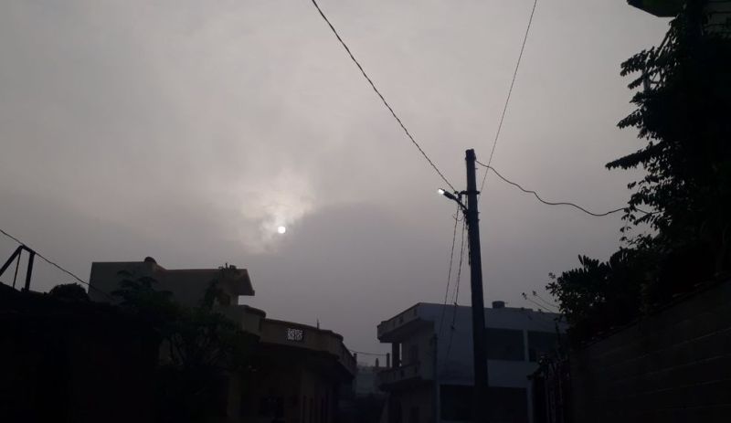 Today Weather Update : बारिश से सराबोर हुआ एनसीआर और वेस्ट सुधरी हवा की सेहत, दिल्ली सहित इन जिलों का एक्यूआई 100 से नीचे